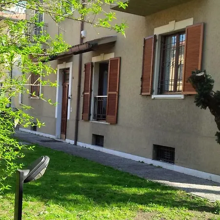 Casa Vacanze Pink Oleander Apartament *