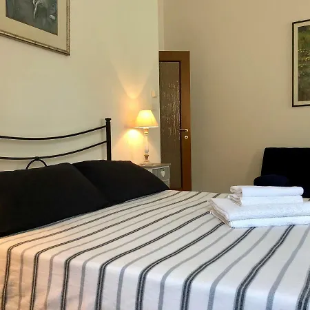 Casa Vacanze Pink Oleander Apartament *